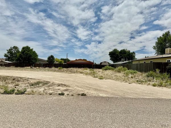 2308 Mountain Valley Court, Pueblo, CO 81003