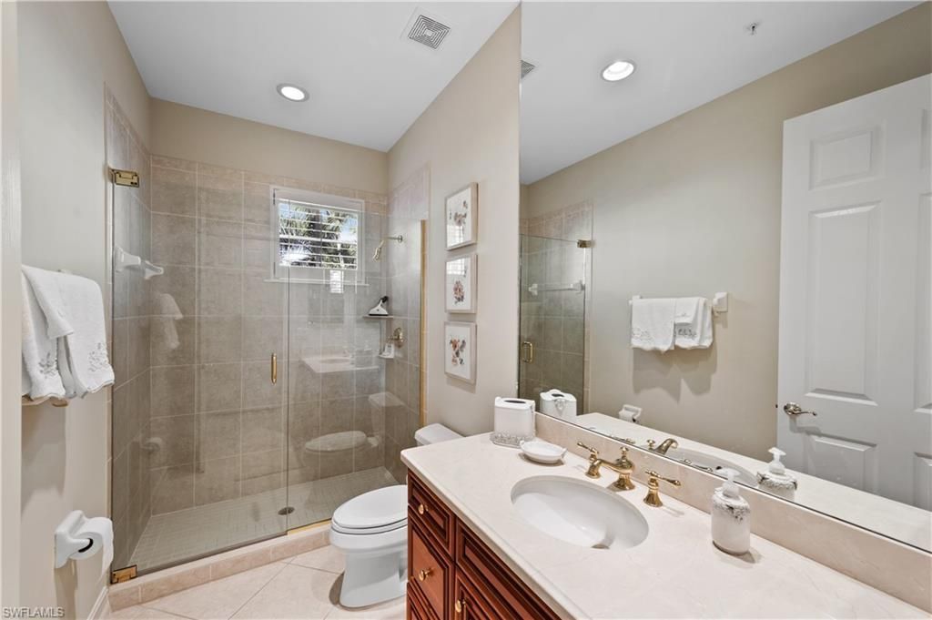 2658 Bolero Dr, Unit 9-2, Naples, FL 34109 Photo