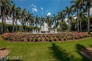 2658 Bolero Dr, Unit 9-2, Naples, FL 34109 Photo