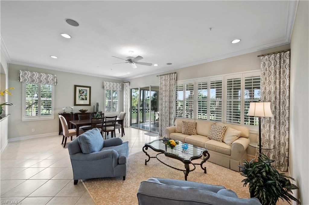 2658 Bolero Dr, Unit 9-2, Naples, FL 34109 Photo