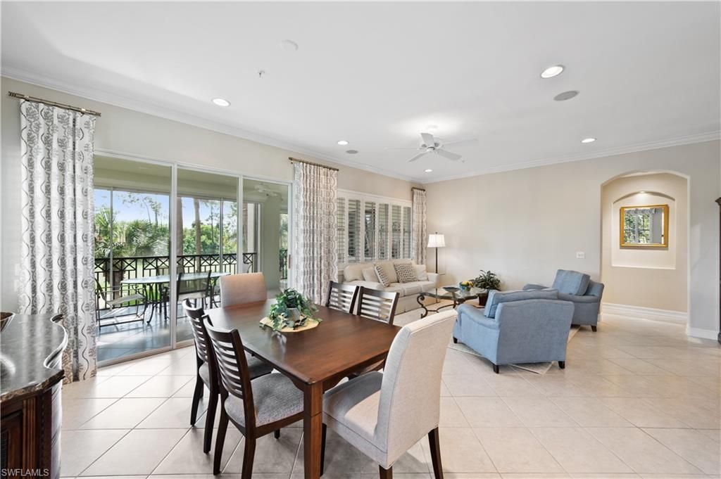 2658 Bolero Dr, Unit 9-2, Naples, FL 34109 Photo