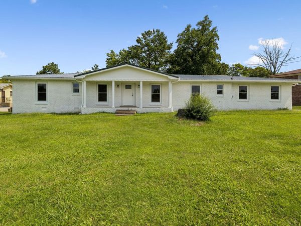 145 Southridge Dr, Nashville, TN 37207