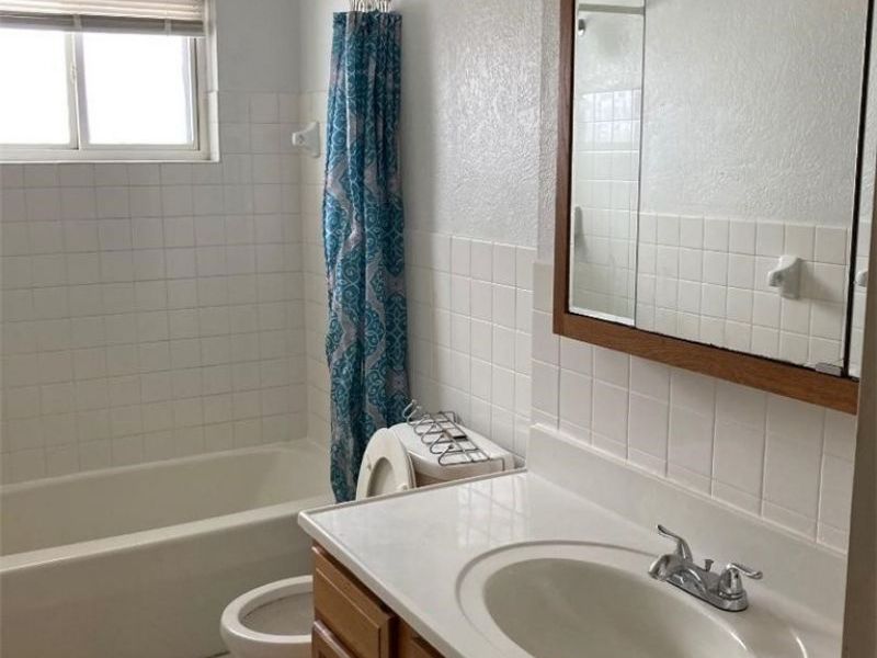 4871 Banbury Court , Unit 15, Warrensville Heights, OH 44128 Photo 14