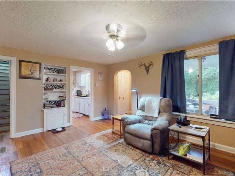 956 Braun Road, Belpre, OH 45714 Photo 13