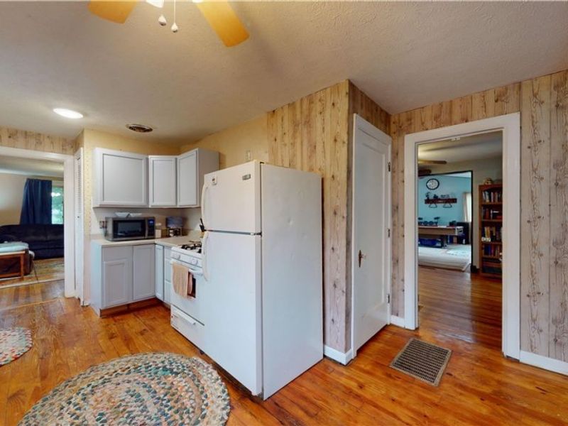 956 Braun Road, Belpre, OH 45714 Photo 17