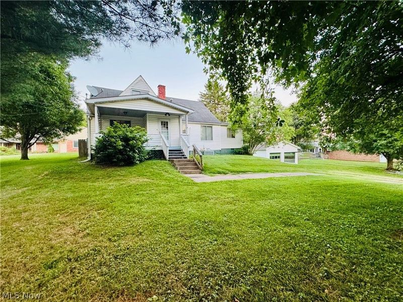 956 Braun Road, Belpre, OH 45714 Photo 3