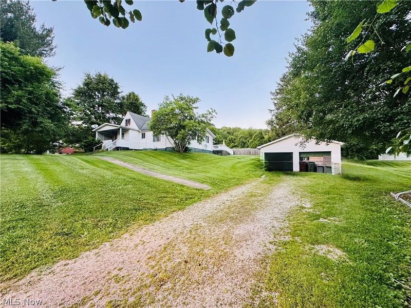 956 Braun Road, Belpre, OH 45714 Photo 9