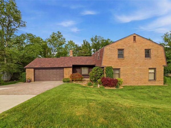 124 Windsor Court, Monroeville, PA 15146