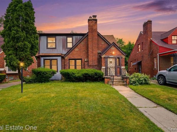 15464 Lindsay Street, Detroit, MI 48227