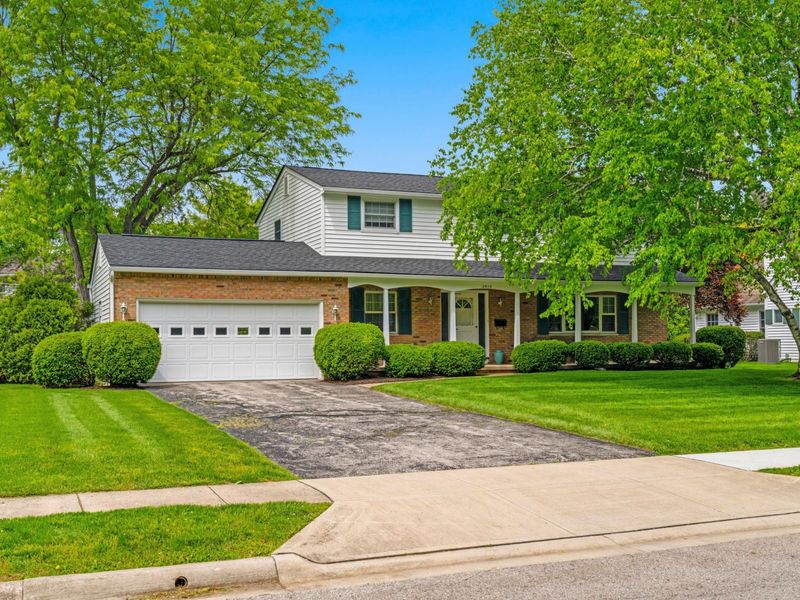 2810 Brackley Road, Upper Arlington, OH 43220 Photo 2