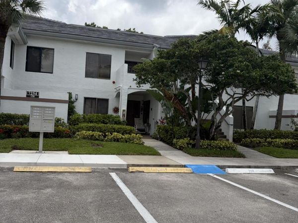 7254 Clunie Place, Unit 15005, Delray Beach, FL 33446
