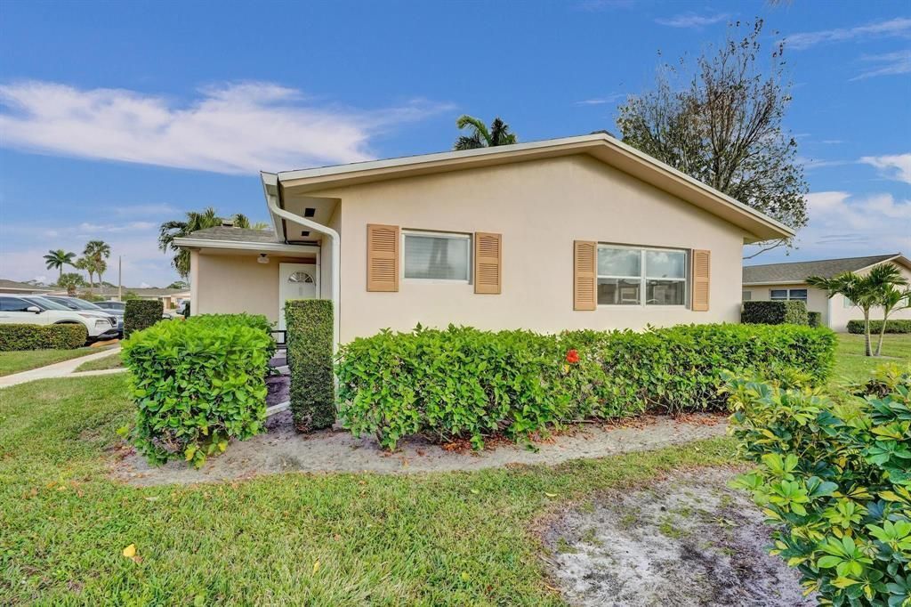 2592 E Dudley Dr Drive E, Unit A, West Palm Beach, FL 33415 Photo