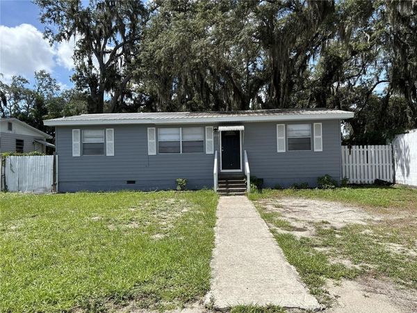 909 W CIRCLE STREET , AVON PARK, FL 33825