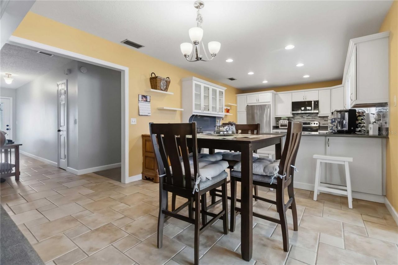 1622 Travelers Palm Drive , Edgewater, FL 32132 Photo
