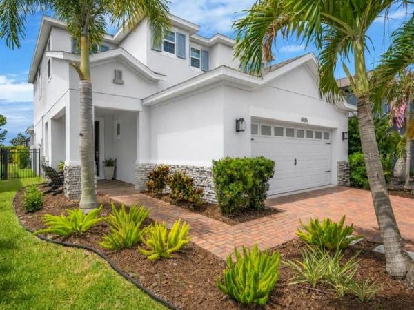 6135 VOYAGERS PLACE , APOLLO BEACH, FL 33572