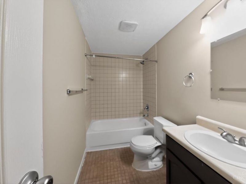 11512 Pippin Road, Colerain Township, OH 45231 Photo 22
