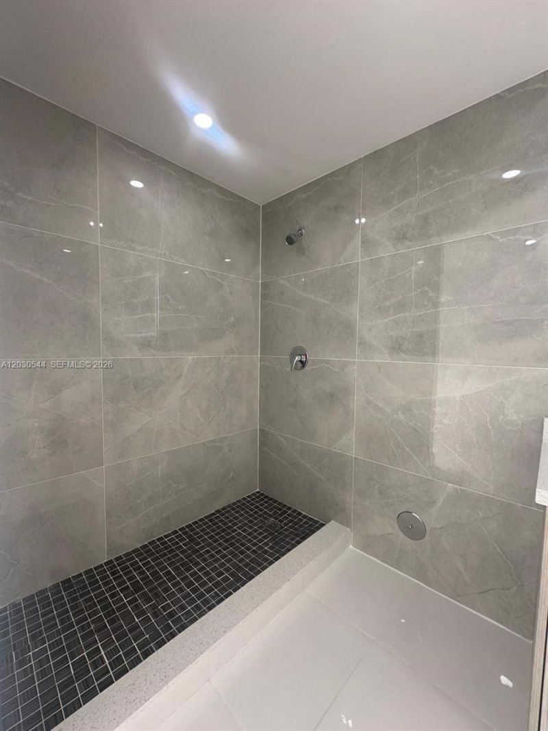 2041 NW 190th Ter, Miami Gardens, FL 33056 Photo