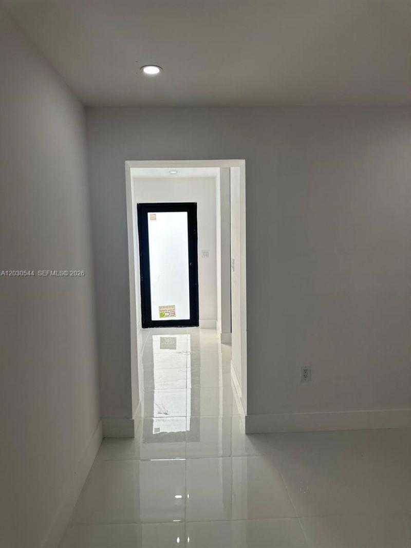 2041 NW 190th Ter, Miami Gardens, FL 33056 Photo