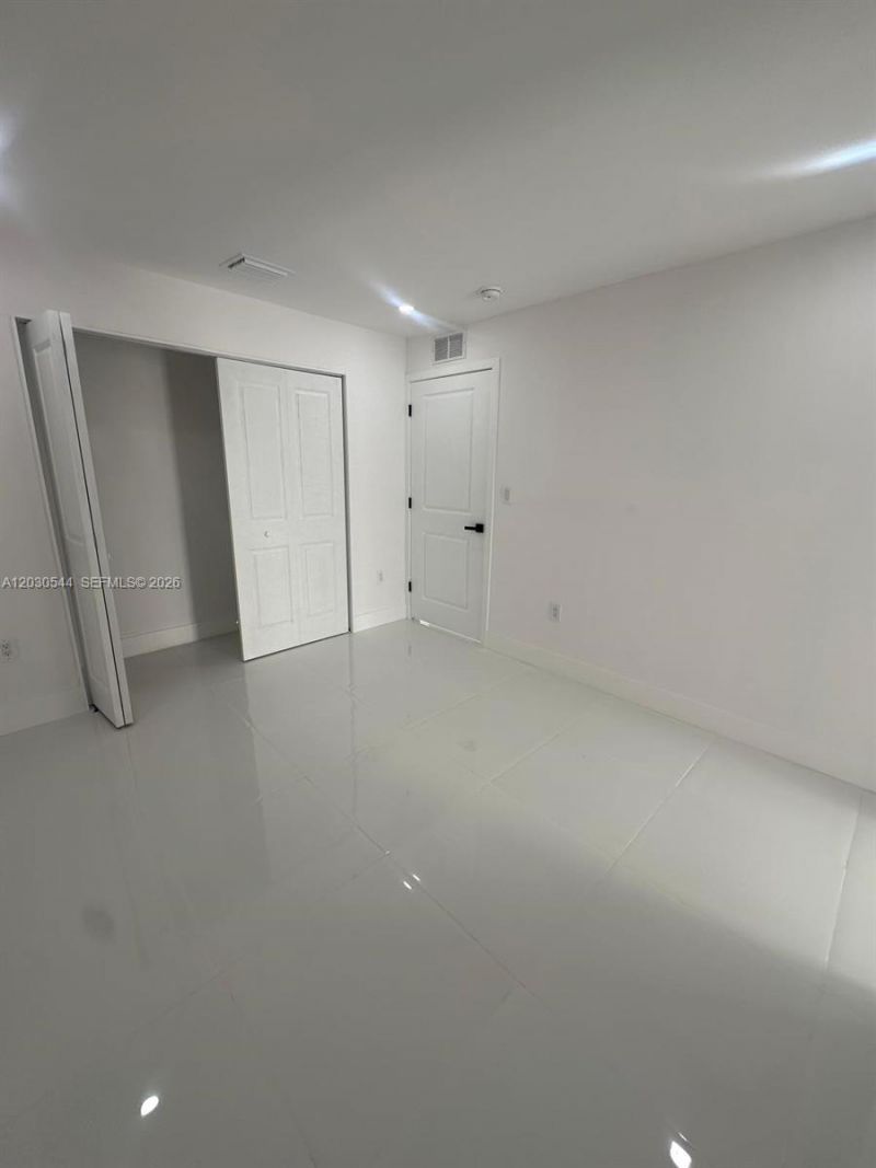 2041 NW 190th Ter, Miami Gardens, FL 33056 Photo