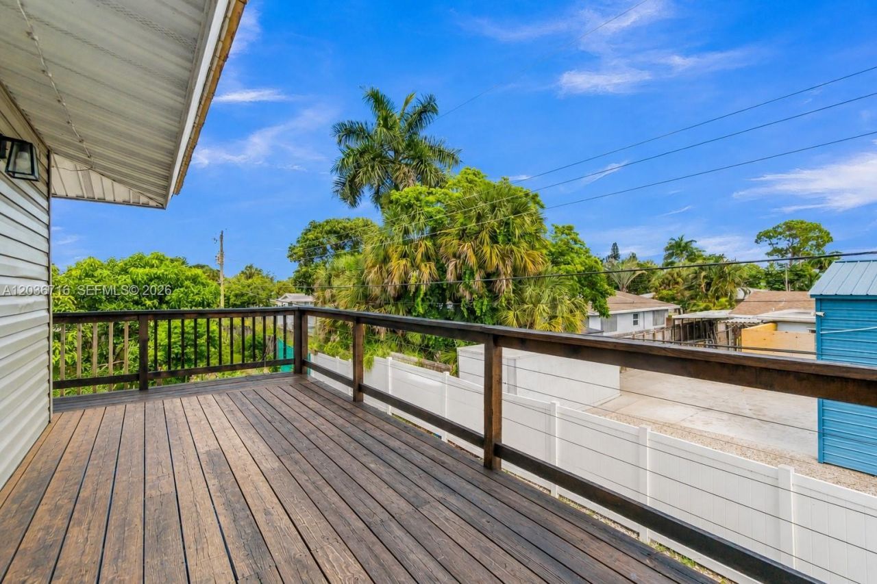 5049 Cleveland Rd , Delray Beach, FL 33484 Photo