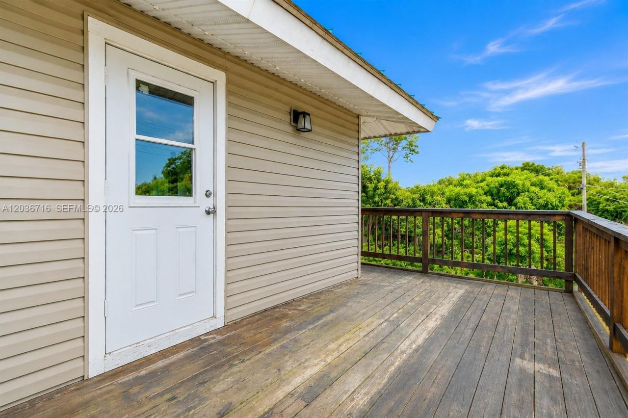 5049 Cleveland Rd , Delray Beach, FL 33484 Photo