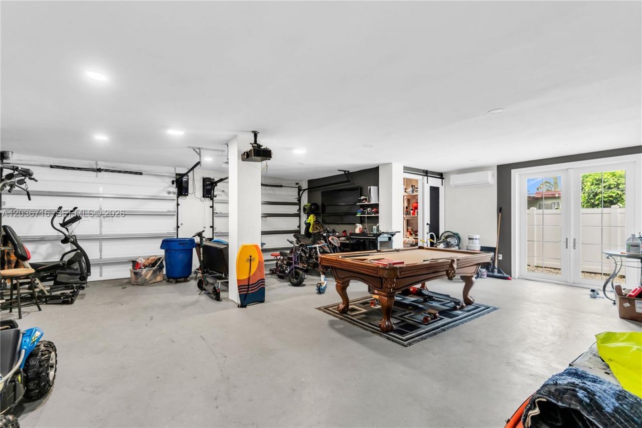 5049 Cleveland Rd , Delray Beach, FL 33484 Photo