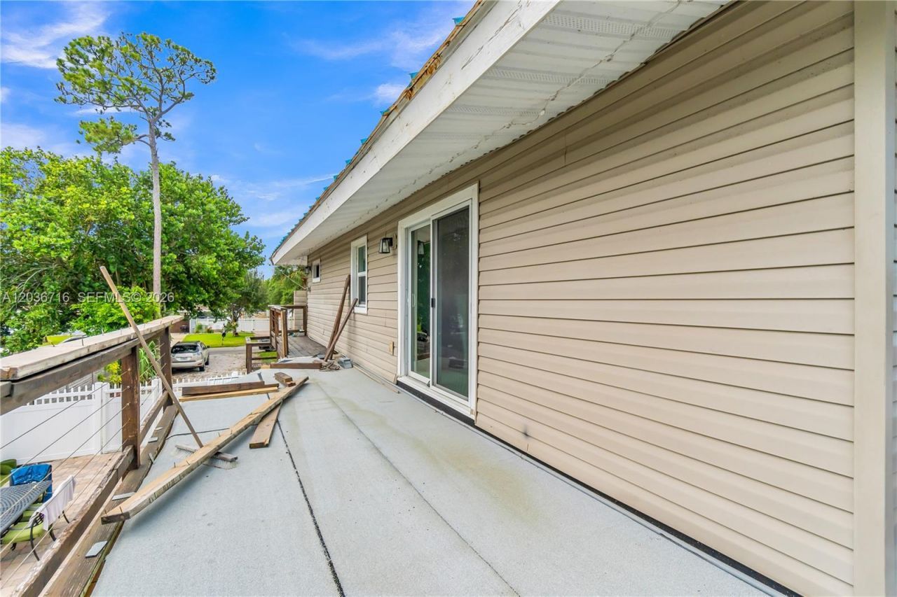 5049 Cleveland Rd , Delray Beach, FL 33484 Photo