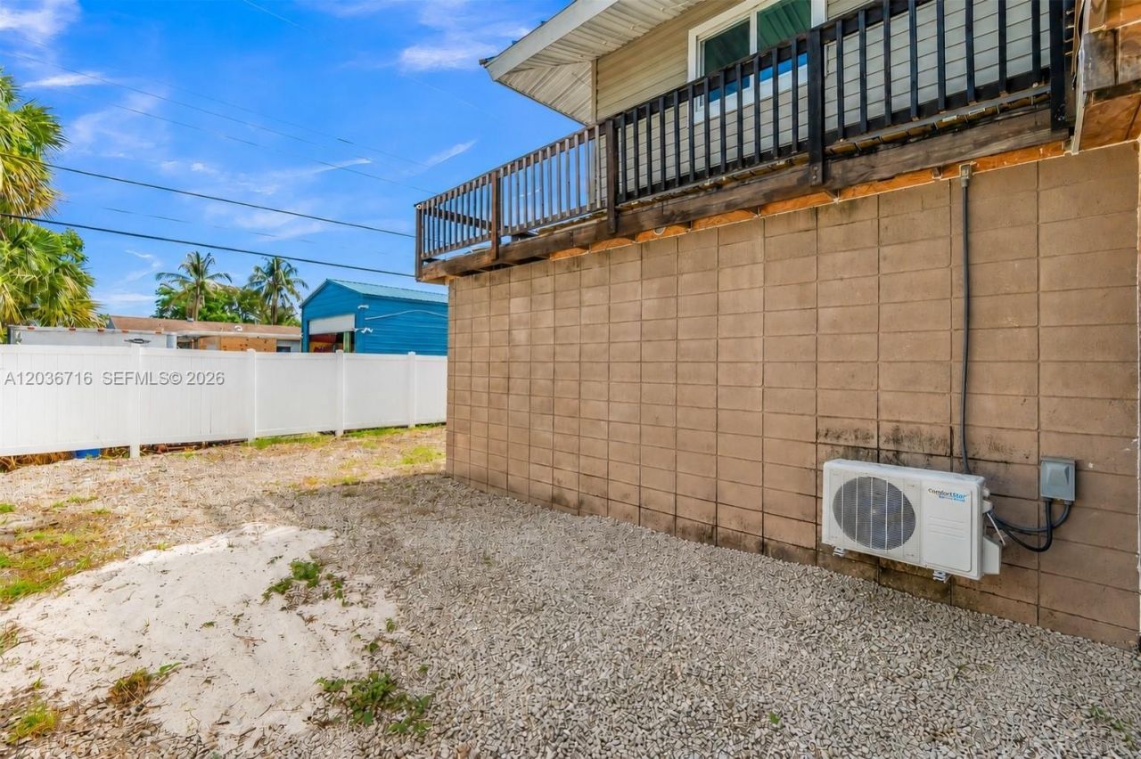 5049 Cleveland Rd , Delray Beach, FL 33484 Photo