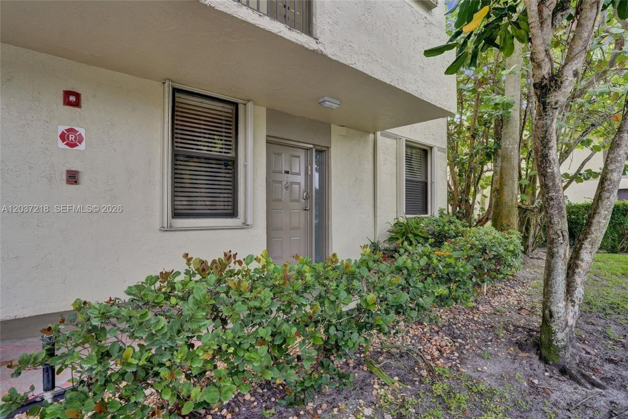 2908 S Carambola Cir S, Unit 106, Coconut Creek, FL 33066 Photo