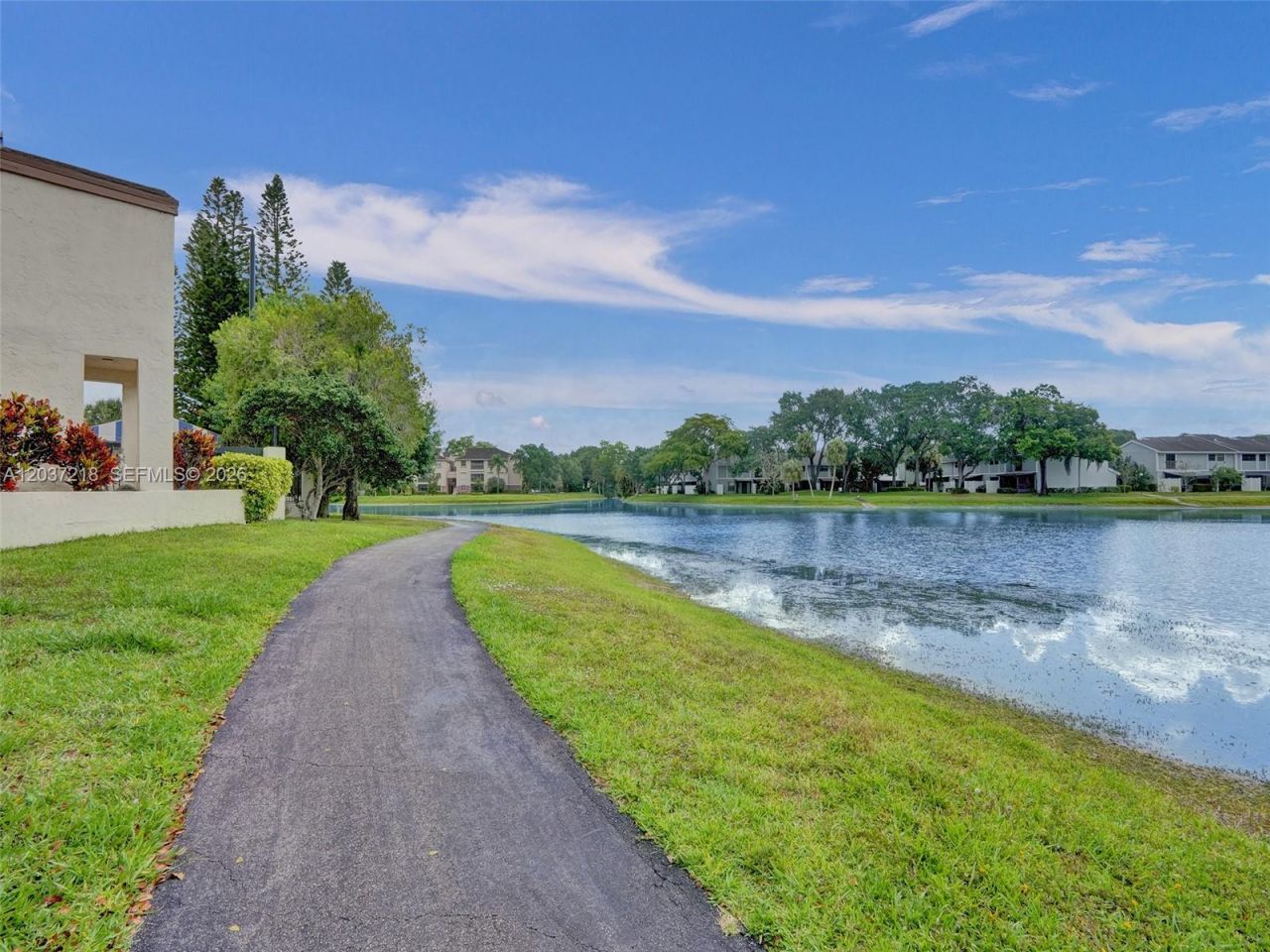 2908 S Carambola Cir S, Unit 106, Coconut Creek, FL 33066 Photo