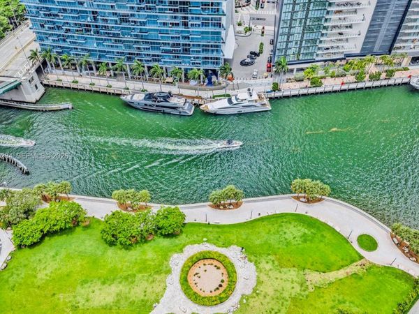 475 Brickell Ave, Unit 1910, Miami, FL 33131