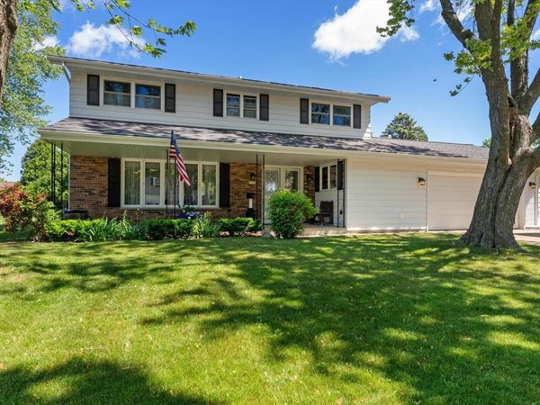 1520 Carmen AVENUE, Sheboygan, WI 53081