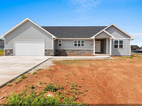 2650 LAWRENCE LANE, Neenah, WI 54956