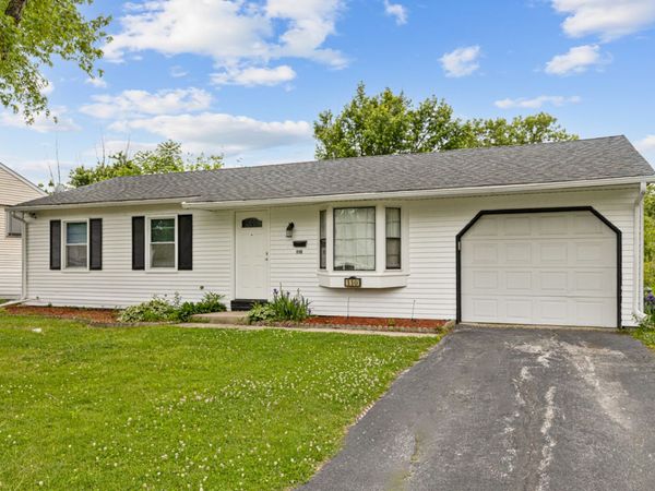 110 N Oak Lane , Glenwood, IL 60425