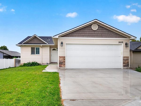 2629 E Sweet Dr., Nampa, ID 83687