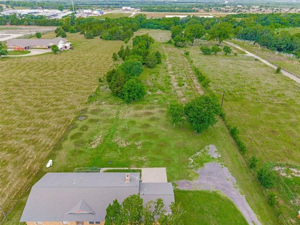 10338 County Road 484 , Lavon, TX 75166
