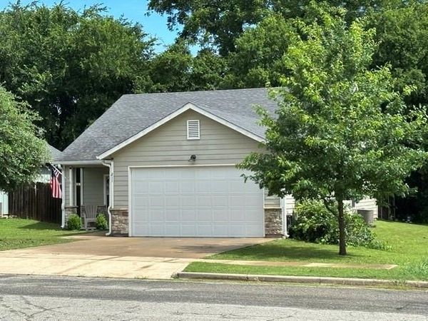 211 Hilre Drive, Sherman, TX 75092