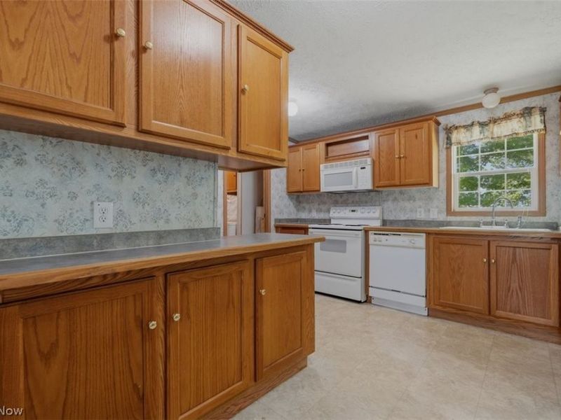 4731 State Route 555 , Little Hocking, OH 45742 Photo 4