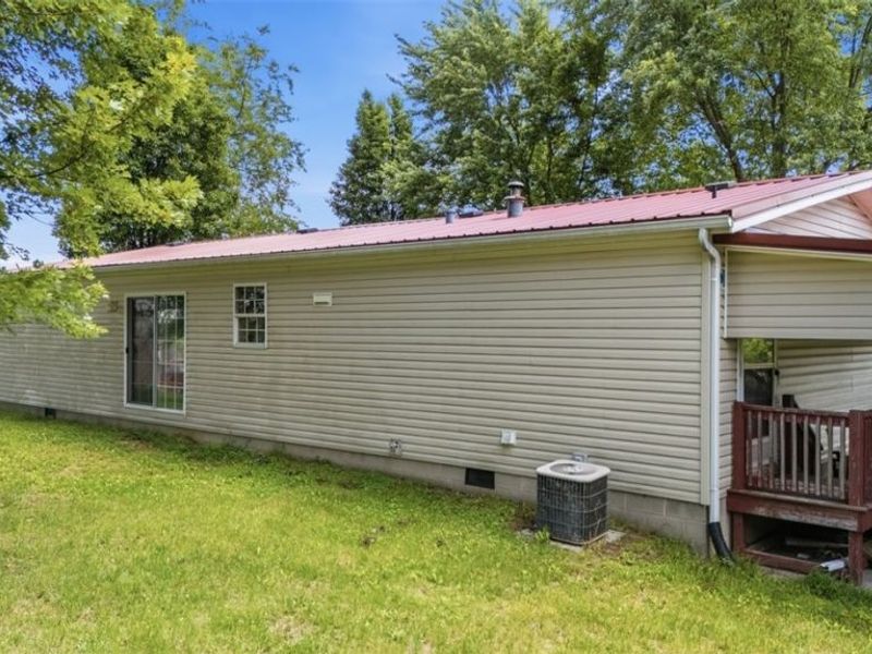 4731 State Route 555 , Little Hocking, OH 45742 Photo 9