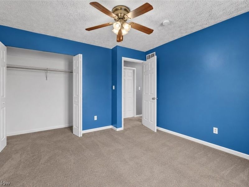 685 W Lake Street , Ravenna, OH 44266 Photo 10