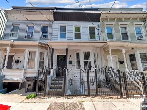 101 Garside Street, NEWARK, NJ 07104