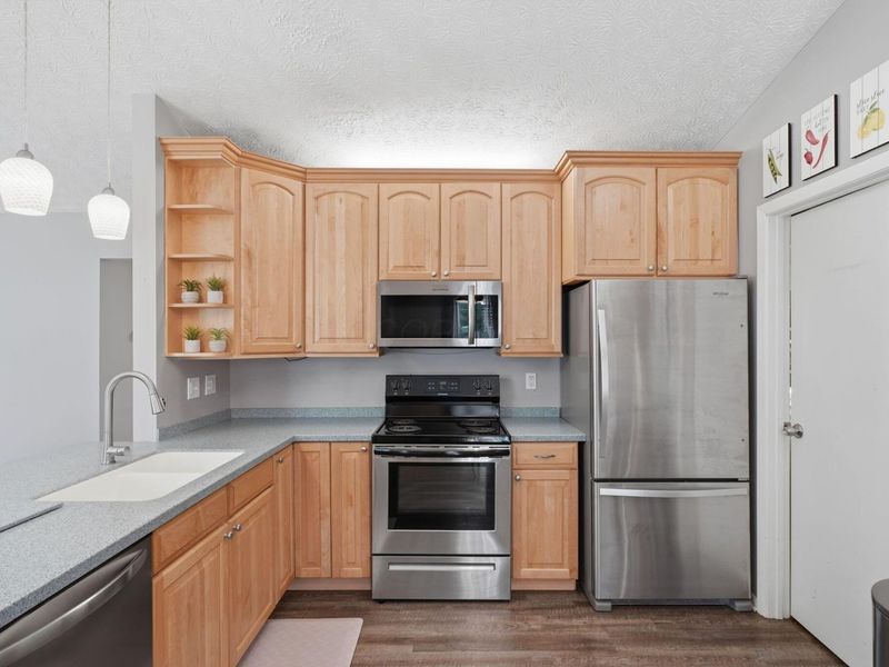 7900 Leaview Drive, Columbus, OH 43235 Photo 18