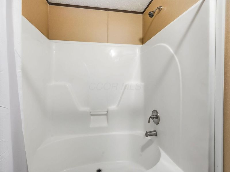 5965 Harrisburg Georgesville Road, Unit 102, Darbydale, OH 43123 Photo 15