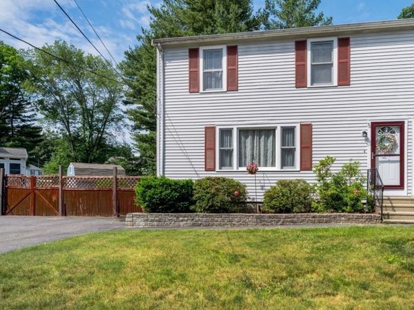 50 Wellesley Circle, Unit 50, Taunton, MA 02718
