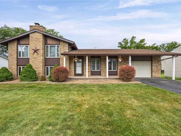 744 English Road , Rochester, NY 14616