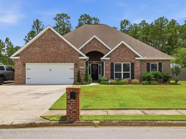 9028 River Birch Drive, Biloxi, MS 39532