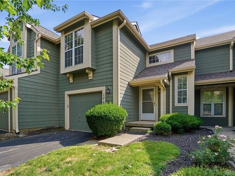176 Queens Crossing, Unit 158, Washington Township, OH 45458 Photo 1