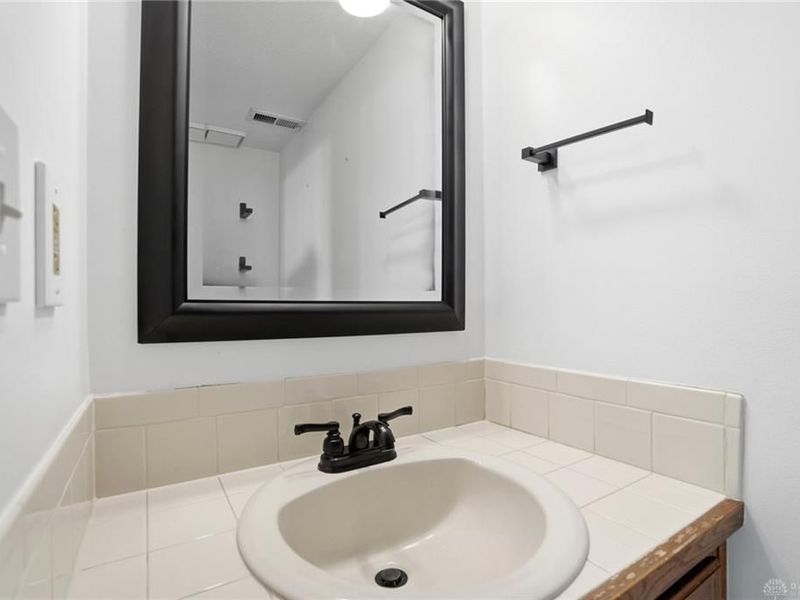 176 Queens Crossing, Unit 158, Washington Township, OH 45458 Photo 15