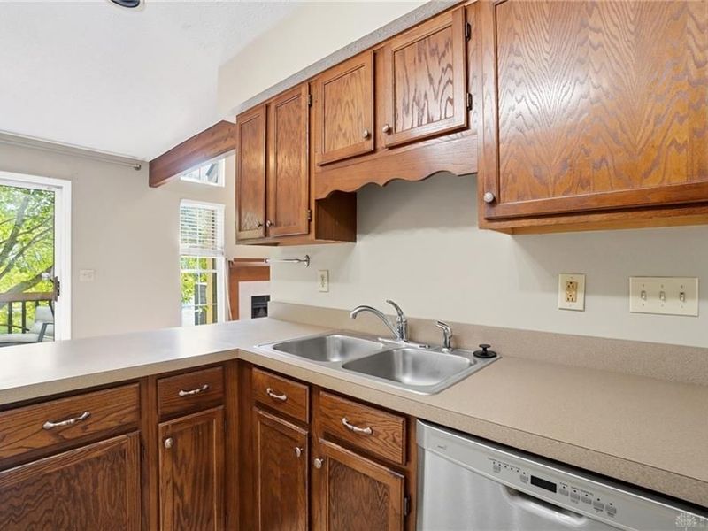176 Queens Crossing, Unit 158, Washington Township, OH 45458 Photo 24