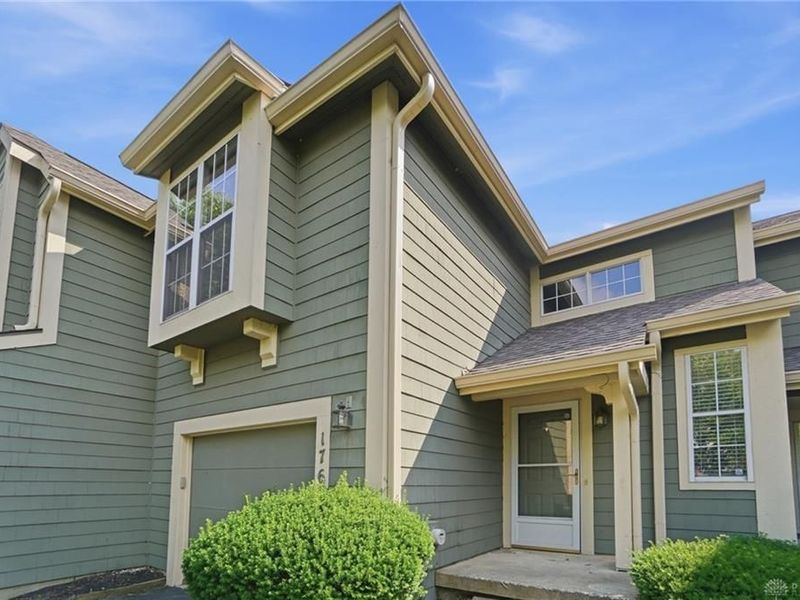 176 Queens Crossing, Unit 158, Washington Township, OH 45458 Photo 3